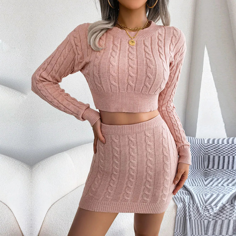 Effortlessly Chic with this Versatile Two-Piece Ensemble